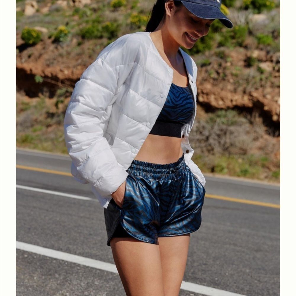 Anthropologie Koral Prep Zebra Foil Shorts Size Large